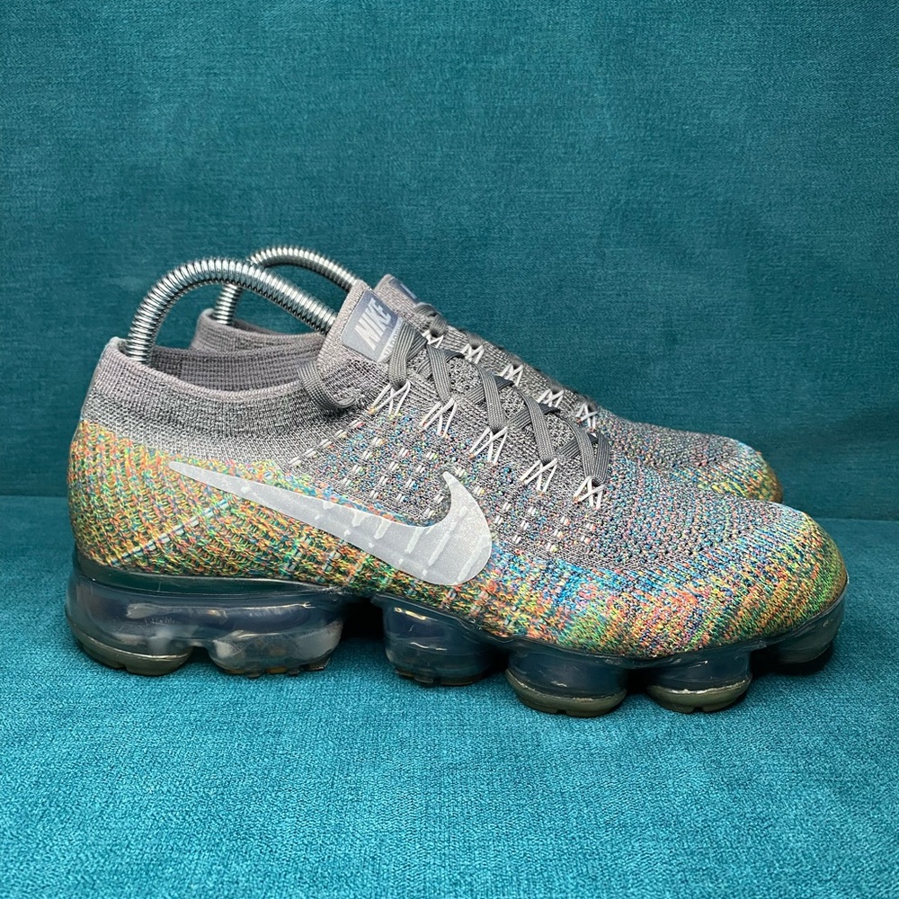 Nike Air Vapormax Flyknit KALEIDOSCOPE Size 8.5 Women's - Picture 3 of 8